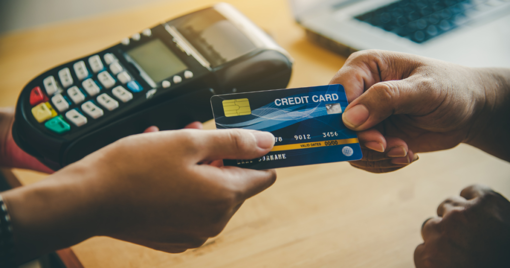 best credit cards in the Philippines for first-timers- Using a credit card in paying items